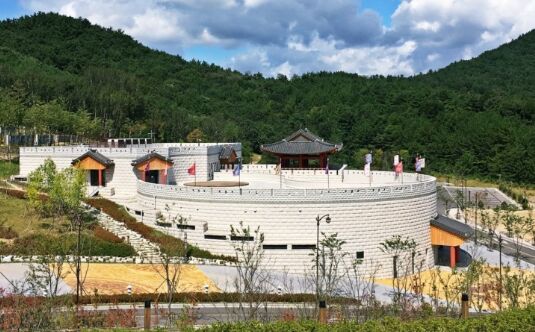 경주화랑마을