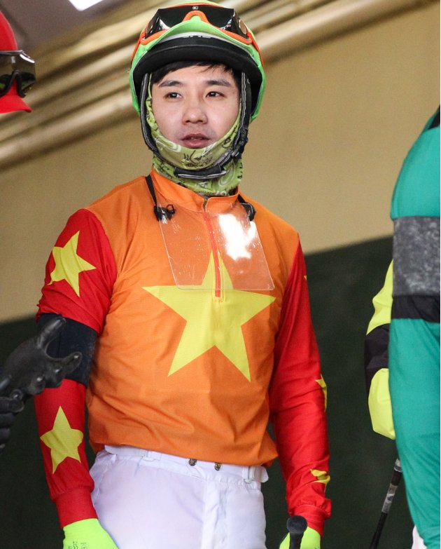 김동수 기수